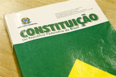 qual o artigo 142 da constituição brasileira